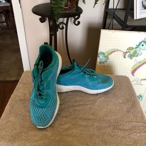 Adidas alpha bounce